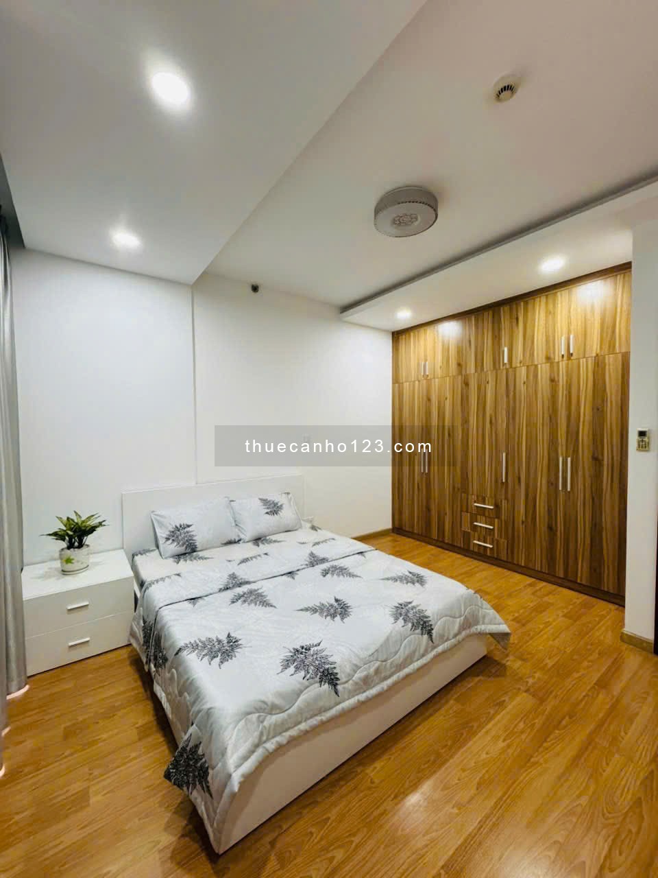 Cho thuê CH Nam Phúc - Le Jardin, PMH Q7 có 3PN, 2WC, 110m2, 32 triệu nhà như hình view thoáng mát