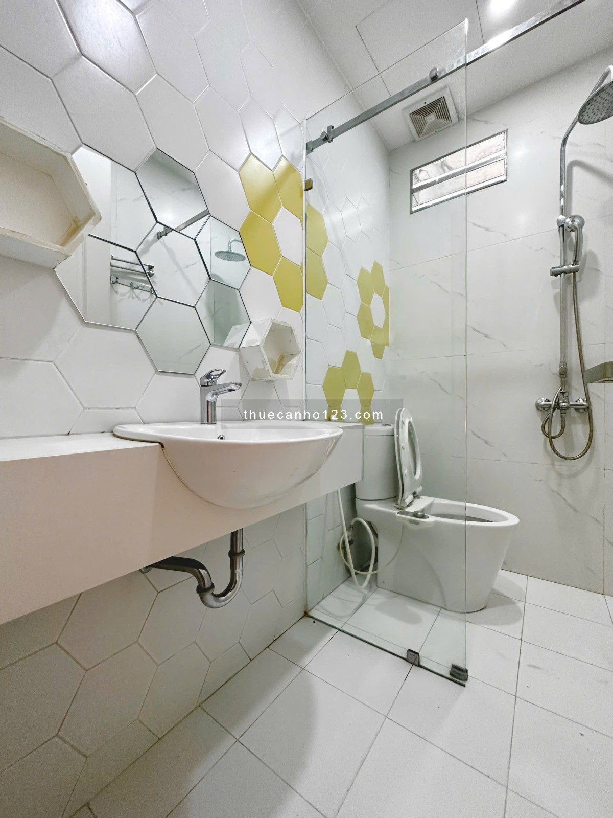 Căn hộ cao cấp 2 phòng ngủ new 100% tại trung tâm quận 10 đường 3/2 Phường 14