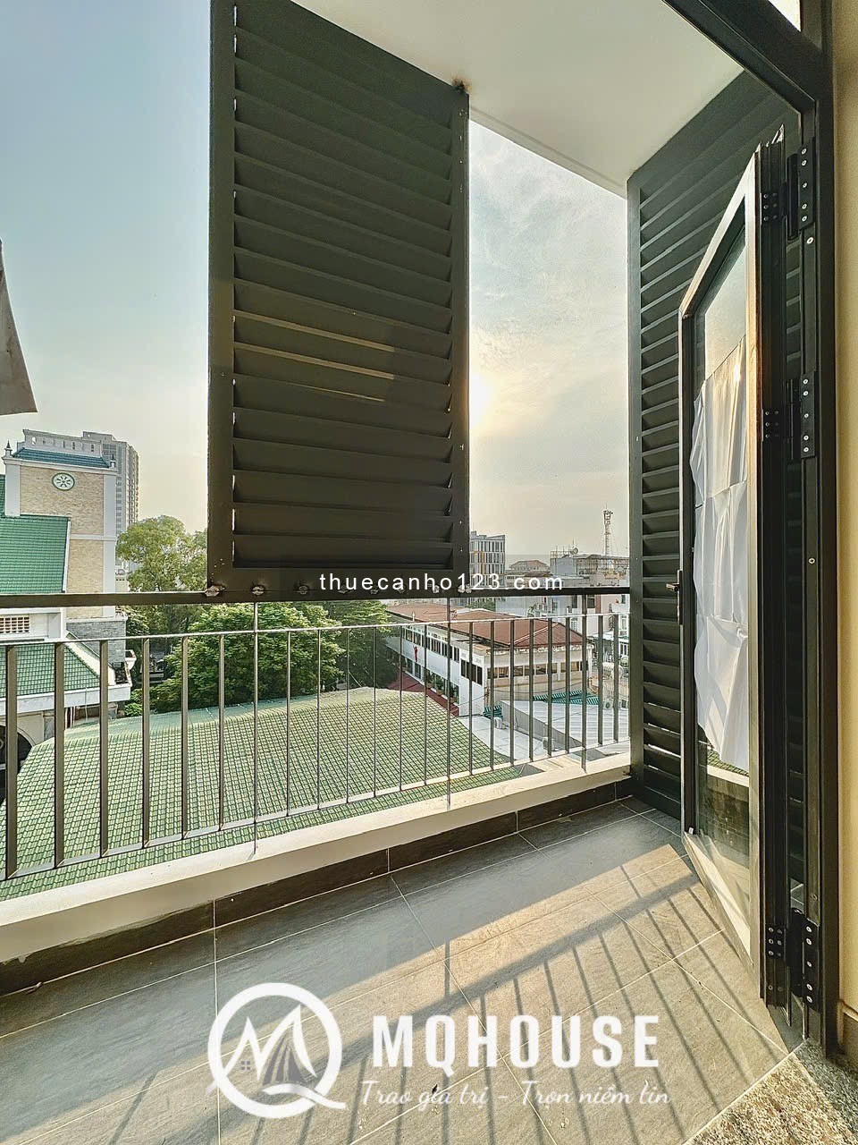 Cho thuê căn hộ studio dạng duplex – có thang máy, ban công – full nội thất cao cấp Q3,10,1