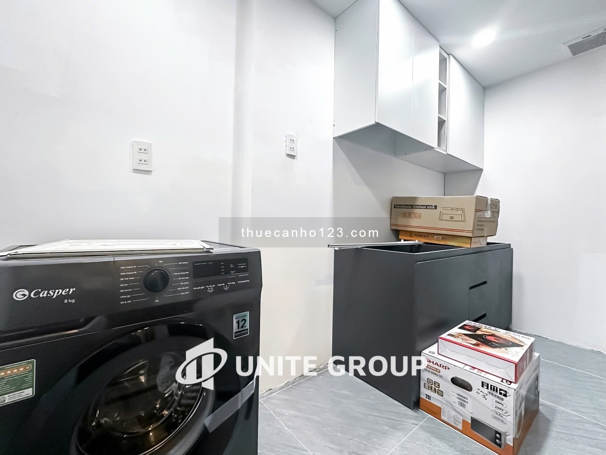 Studio Hiện Đại Có Ban Công & View Landmark 81 – Chỉ 12 triệu/tháng!