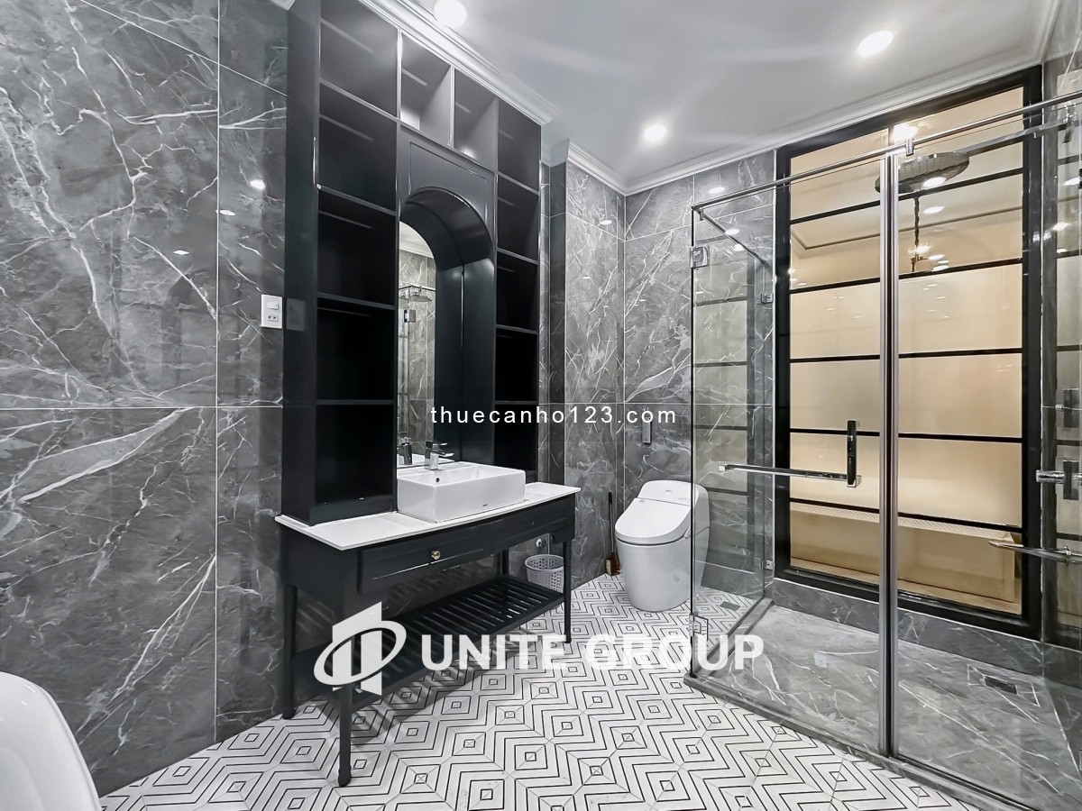 Studio Hiện Đại Có Ban Công & View Landmark 81 – Chỉ 12 triệu/tháng!