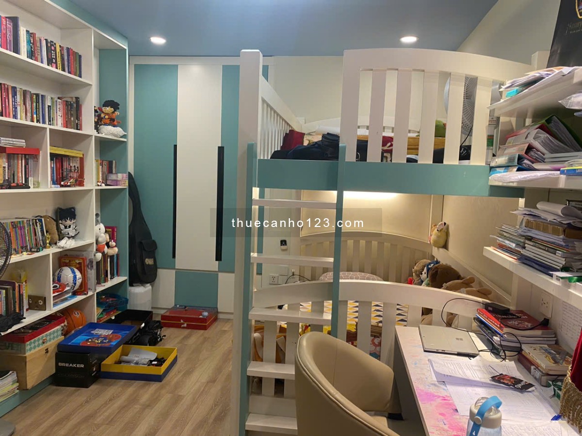 Cho thuê quỹ căn hộ 2 ngủ, 3 phòng ngủ Center Point 27 Lê Văn Lương