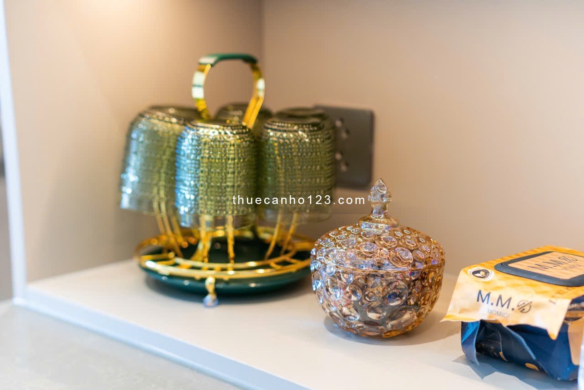 The Opera cho thuê 2PN đầy đủ nội thất - Tầng cao, view sông Sài Gòn và cầu Ba Son siêu đẹp