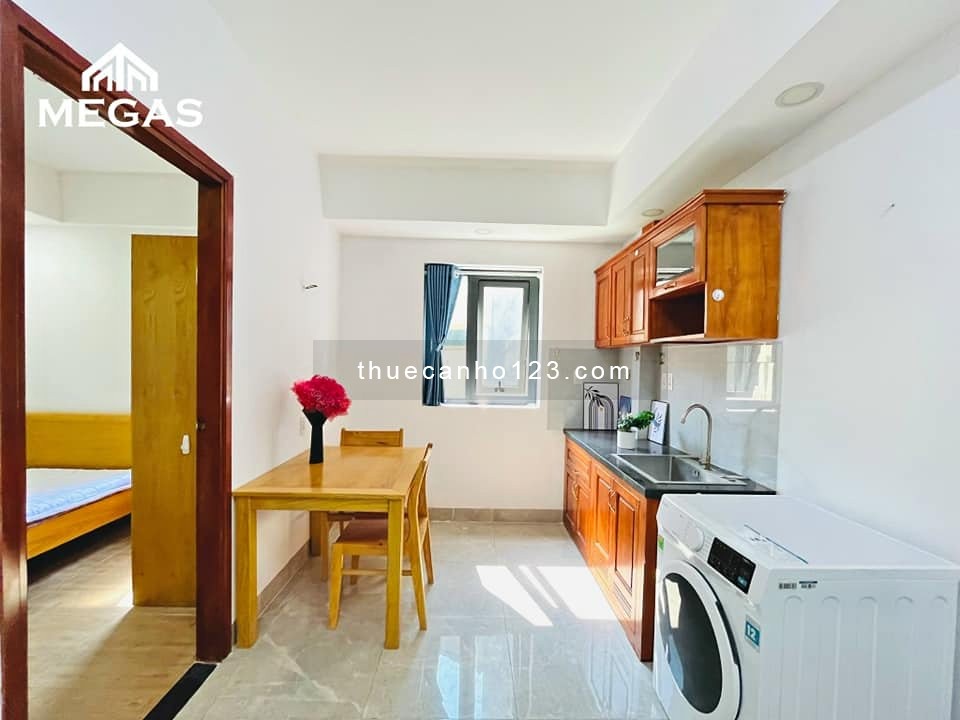 Căn Hộ 2PN + 1PK FULL Nội Thất, Gần Chợ Bà Chiểu