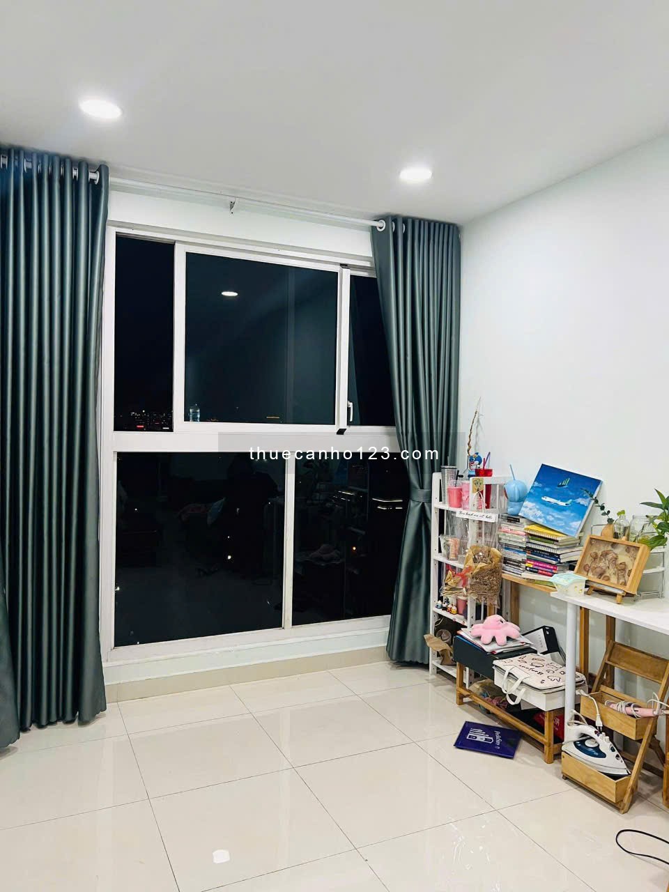 Cho thuê căn hộ Cộng Hòa Garden, 2Pn2WC nội thất y Video, Siêu Tốt 13Tr Tel 0942811343 Tony