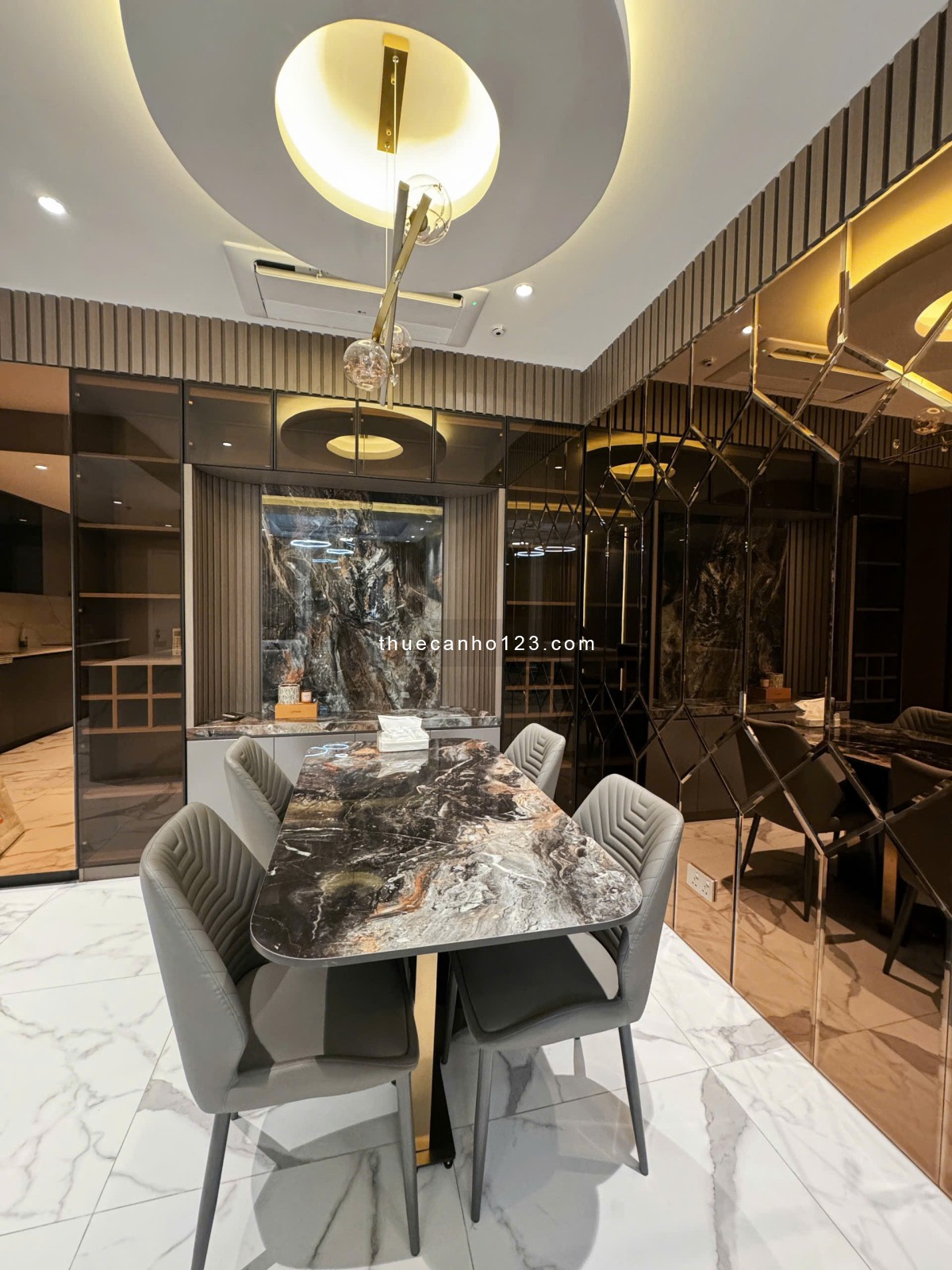 The Crest cho thuê căn hộ 2PN, nội thất đầy đủ, giá tốt