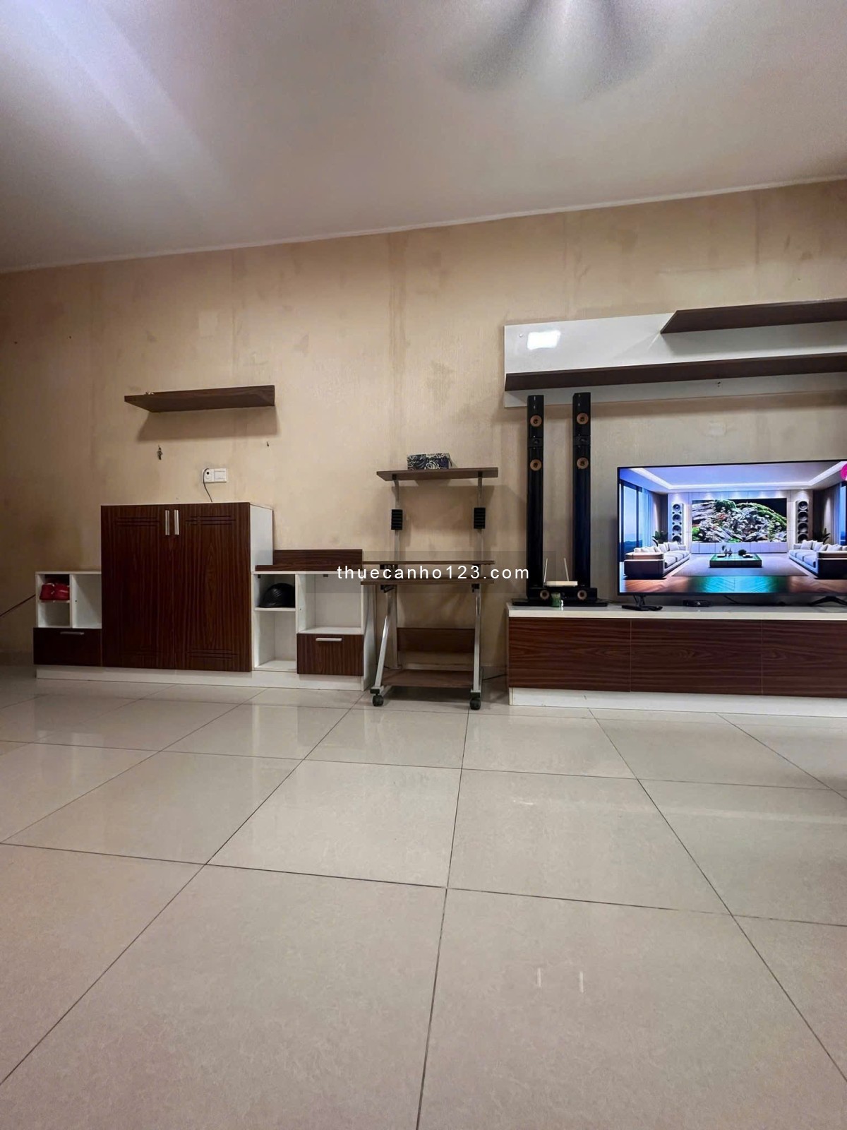 Chung cư Carillon 2, Trịnh ĐÌnh Thảo, Hòa Thanh, TP, 90m2, 3PN, 12tr/tháng.