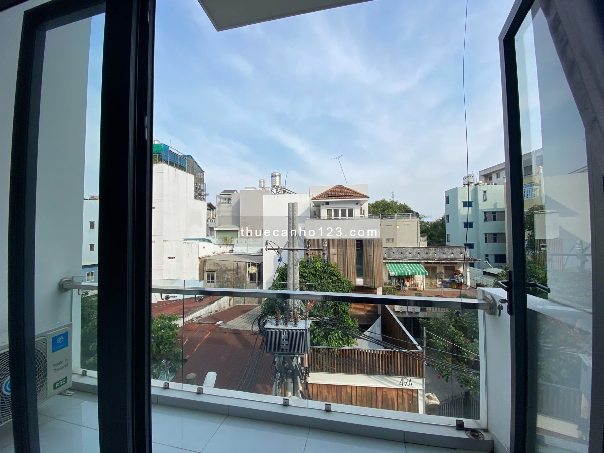 Cho thuê Căn hộ studio ban công rộng – full nội thất – gần trung tâm Quận 1, 3, 10