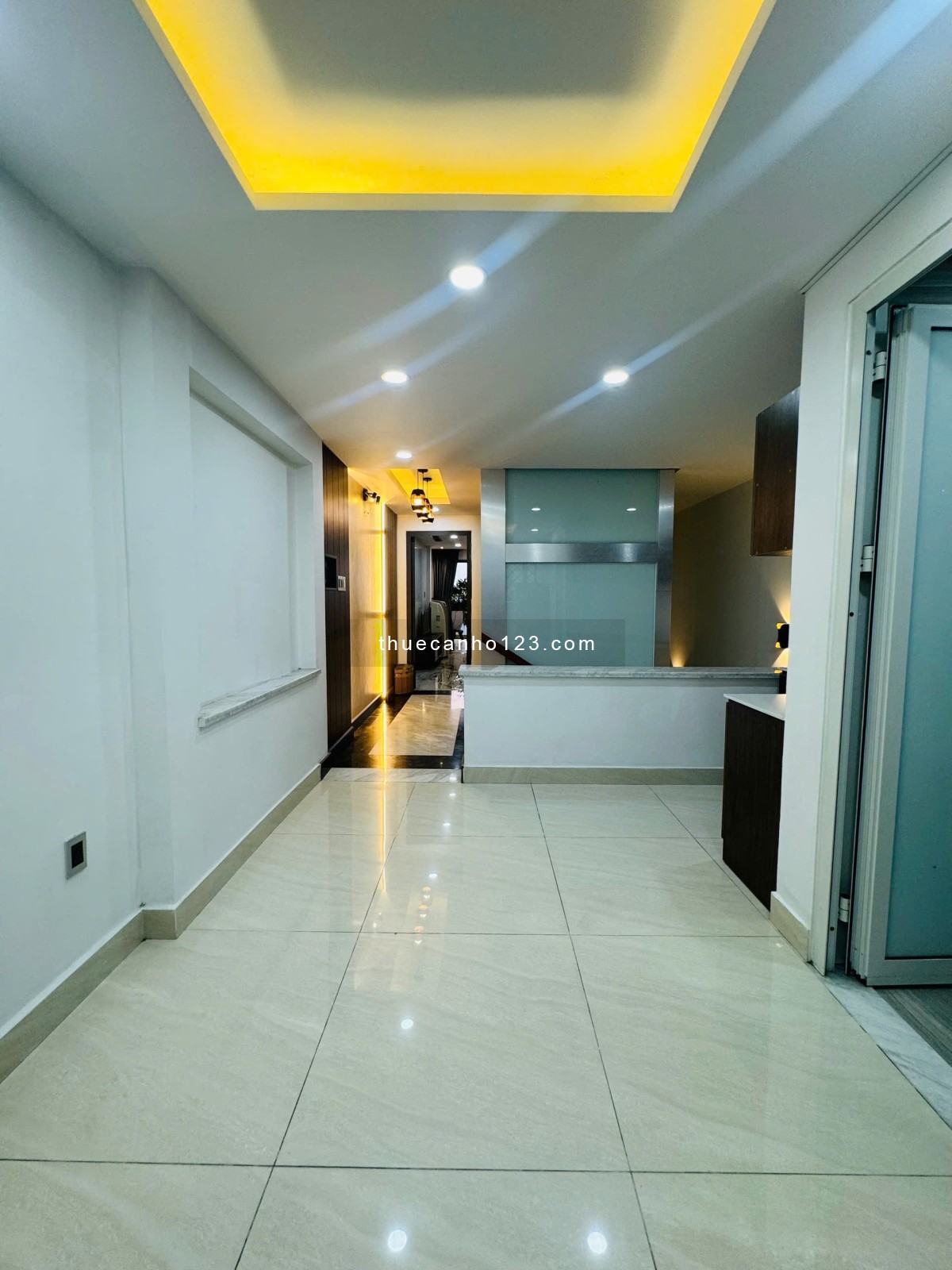 Penthouse 80m2 ngay công viên Hoàng Văn Thụ chờ chủ xứng tầm