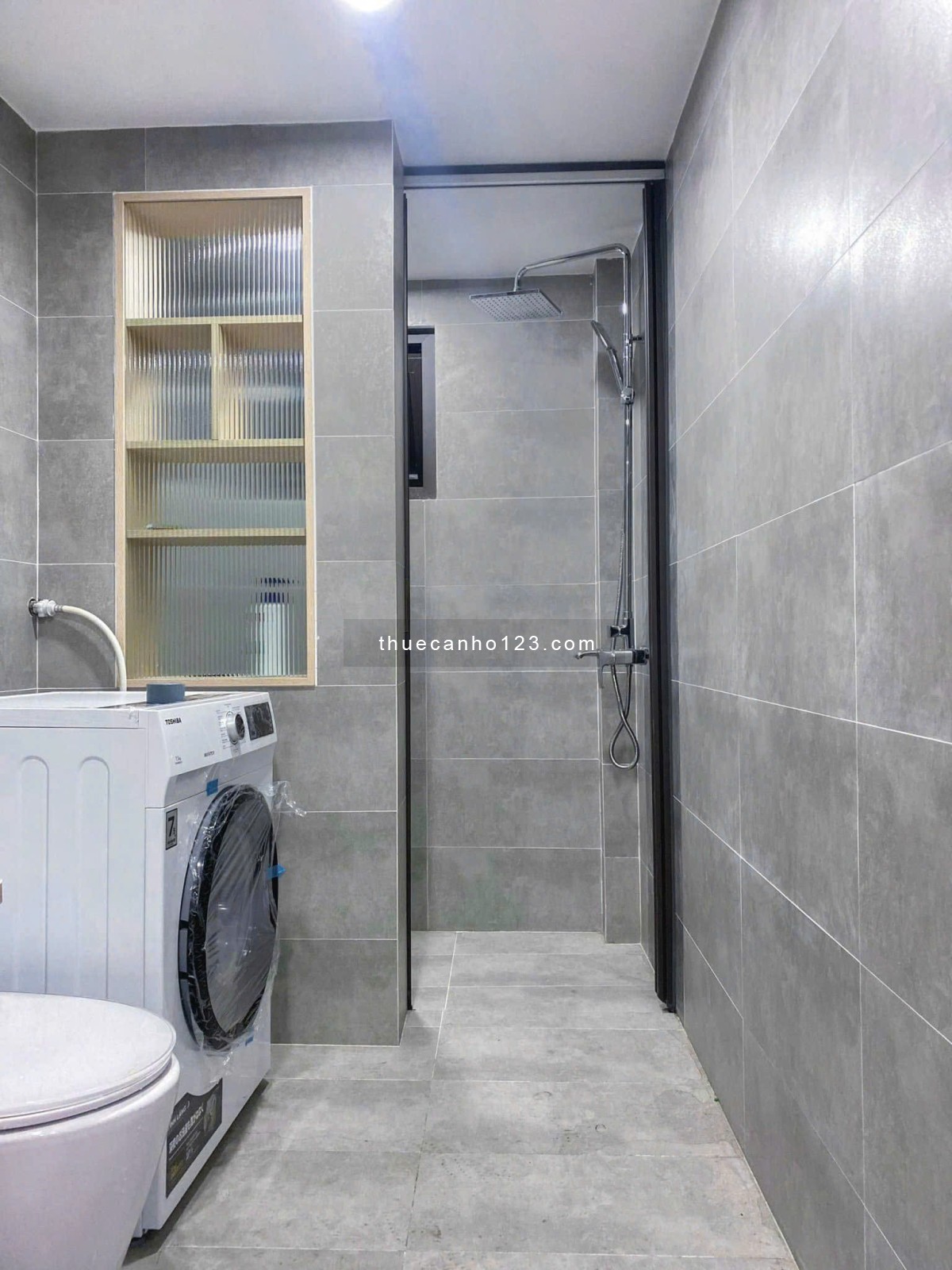 Studio căn hộ cao cấp tại Bình Thạnh - Máy giặt riêng