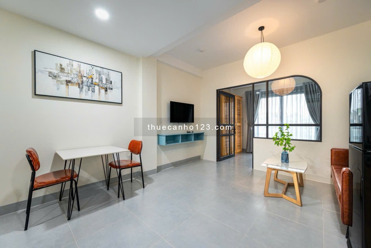 1 phòng ngủ, diện tích 30m² – Có bồn tắm – Quận 1.