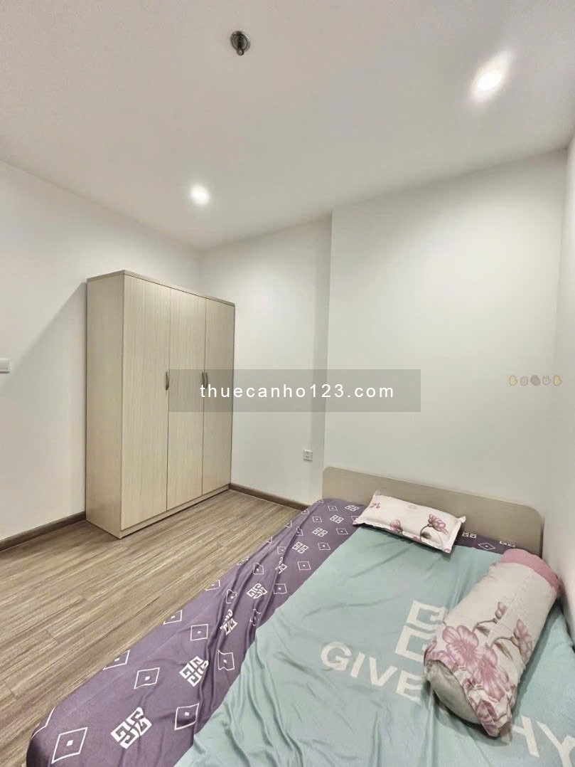 Chung cư Central Plaza, Phạm Văn Hai, Tân Bình: 68m2, 2p ngủ, 2wc, Nt, 14tr