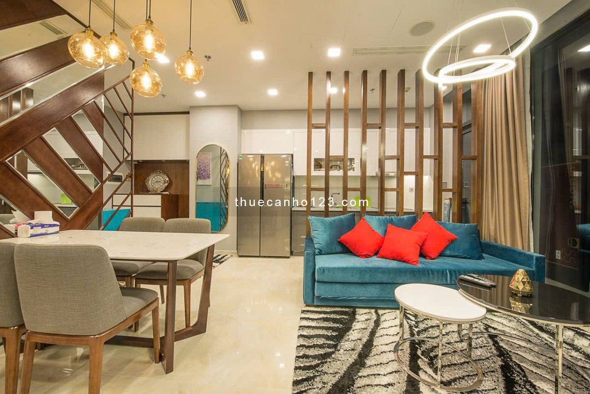 Chính chủ cho thuê căn 2 phòng ngủ nội thất cao cấp view Landmark 81