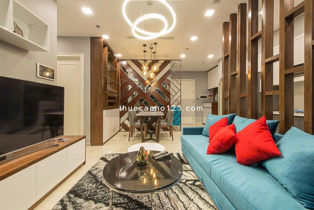 Chính chủ cho thuê căn 2 phòng ngủ nội thất cao cấp view Landmark 81