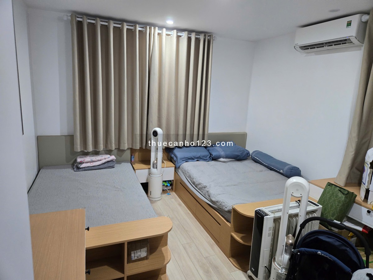 Chung cư C6 Mỹ Đình 1 nội thất cao cấp đầy đủ (130m2) - Có chỗ để xe ở hầm, giá dịch vụ rẻ