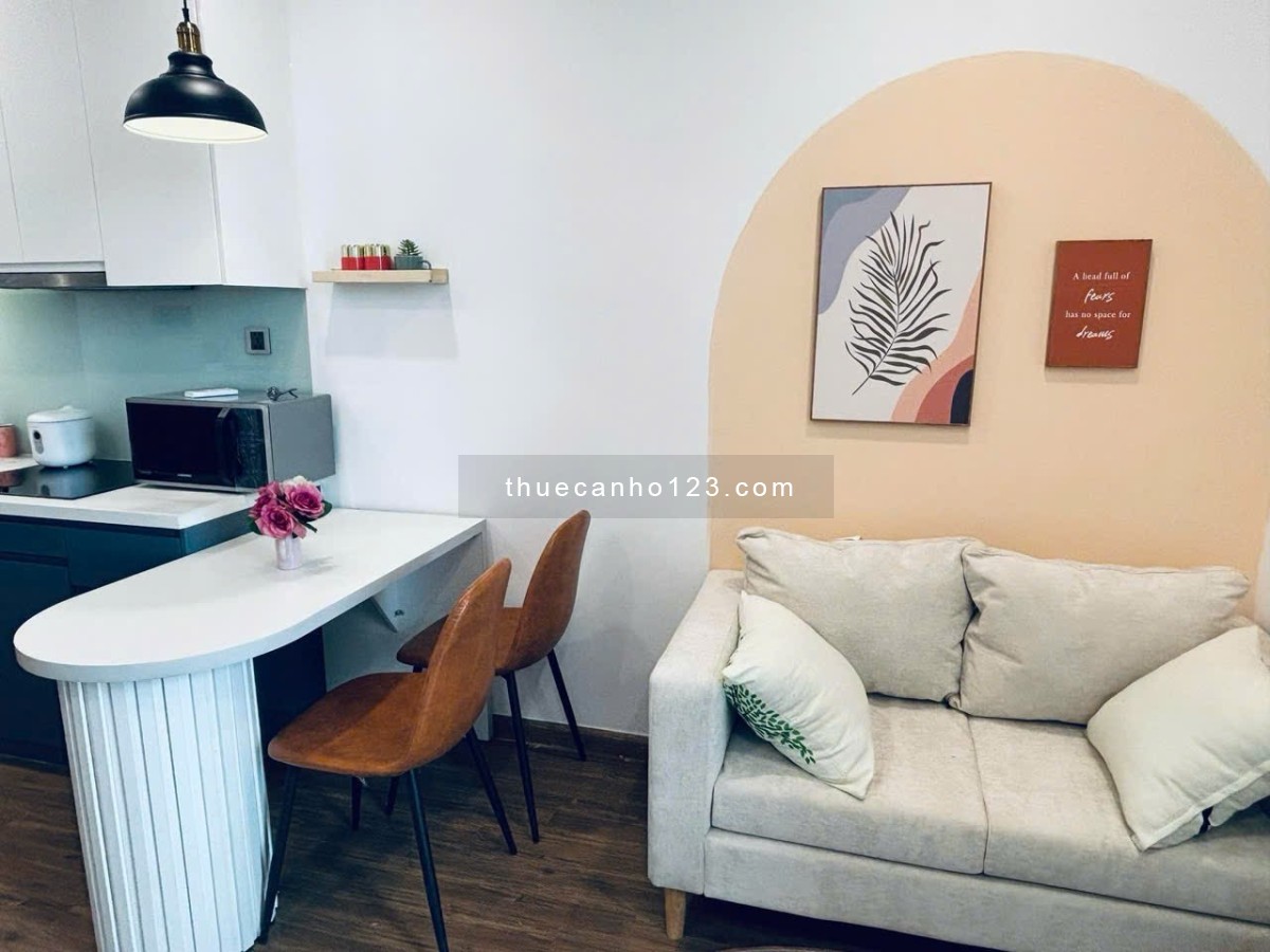Cho thuê căn hộ 1 phòng ngủ, 1 phòng khách Vinhomes Green Bay Mễ Trì