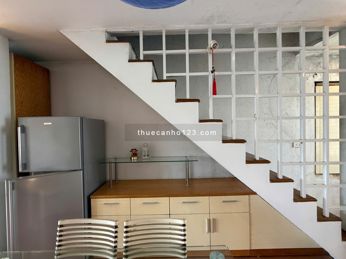 Cho thuê căn hộ khu tập thể: 1PN, 60m2, giá 5,5 triệu/ tháng (có thương lượng)