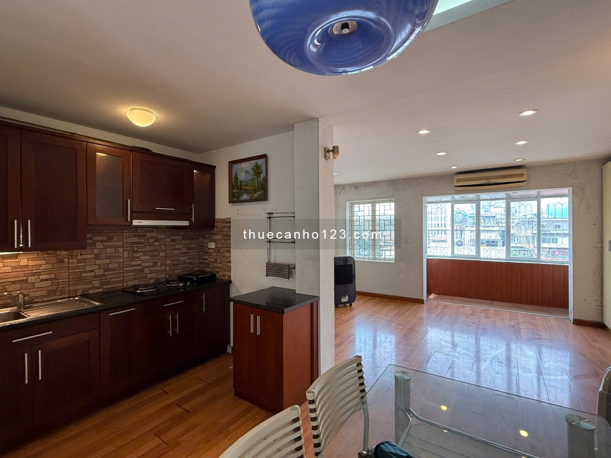 Cho thuê căn hộ khu tập thể: 1PN, 60m2, giá 5,5 triệu/ tháng (có thương lượng)