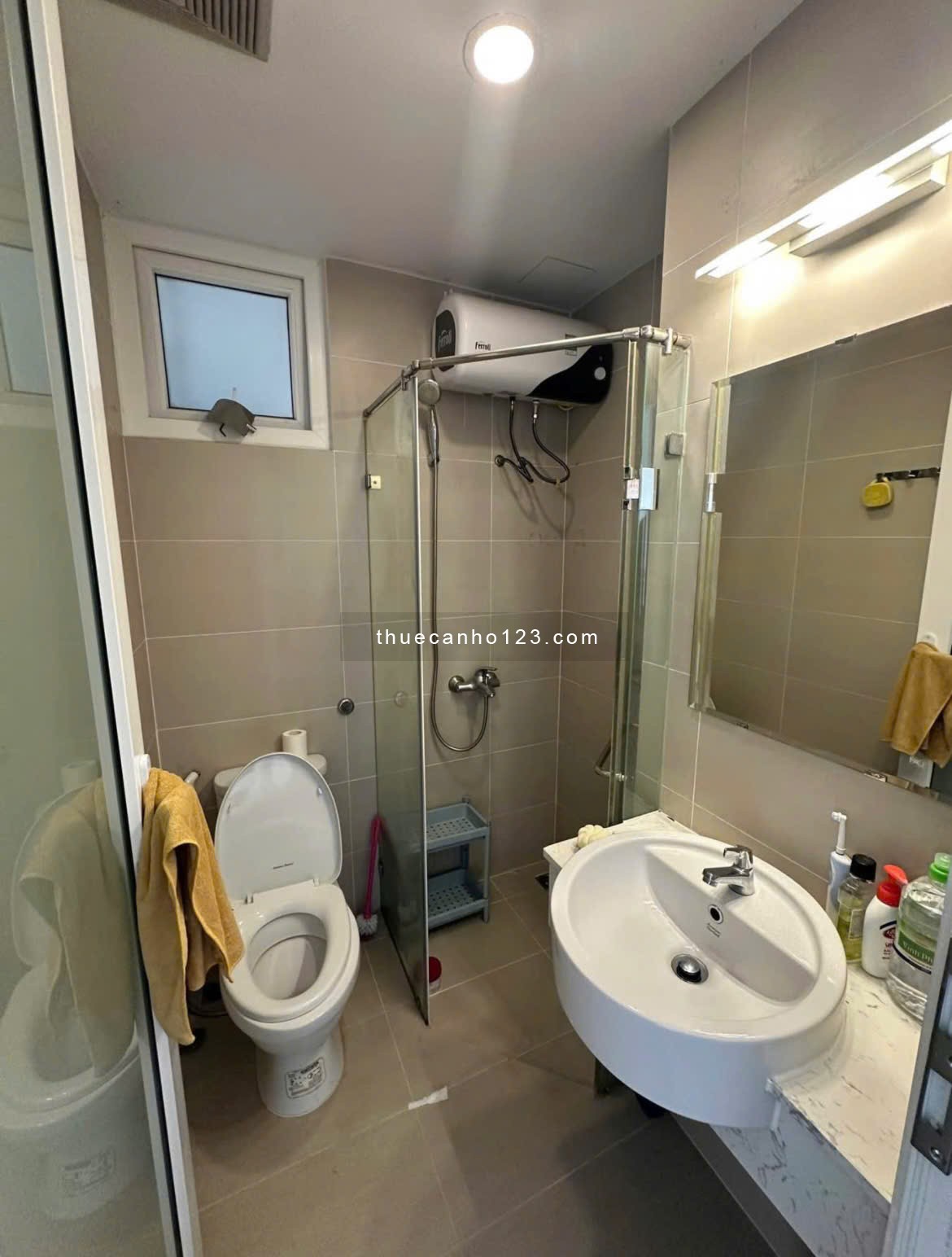 Chung cư Central Plaza, Phạm Văn Hai, TB, NT, 68m2, 2PN, 2WC, 14tr/th.