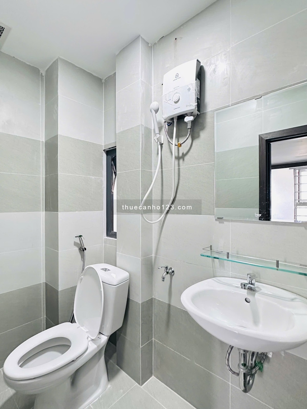 Khai trương căn hộ dulex, Đầy đủ nội thất, Thang máy, Hầm xe, Gần cầu Thanh Đa