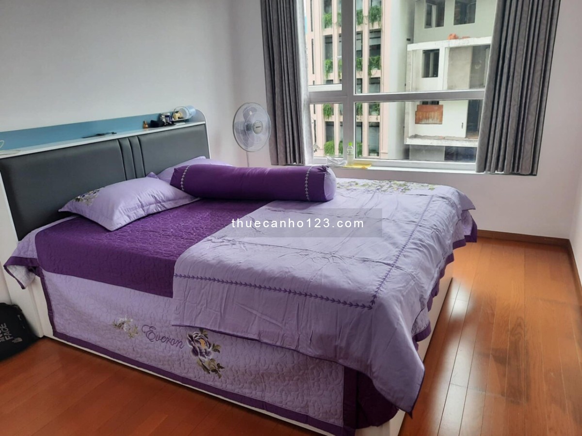 Em cần cho thuê CH Sky Center 2PN full NT giá 16 triệu vào ở ngay. Anh chị quan tâm Lh e Phi nhé