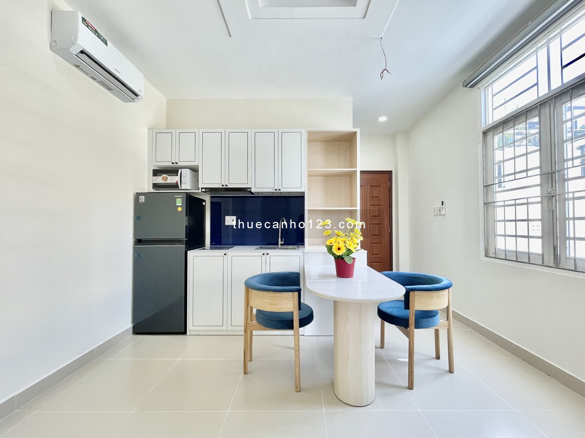 Cho Thuê Căn Hộ Mới 100% - 1 Phòng Ngủ - 1 phòng Khách - Tách Bếp - Ban Công - Toà Nhà Mới Nhất
