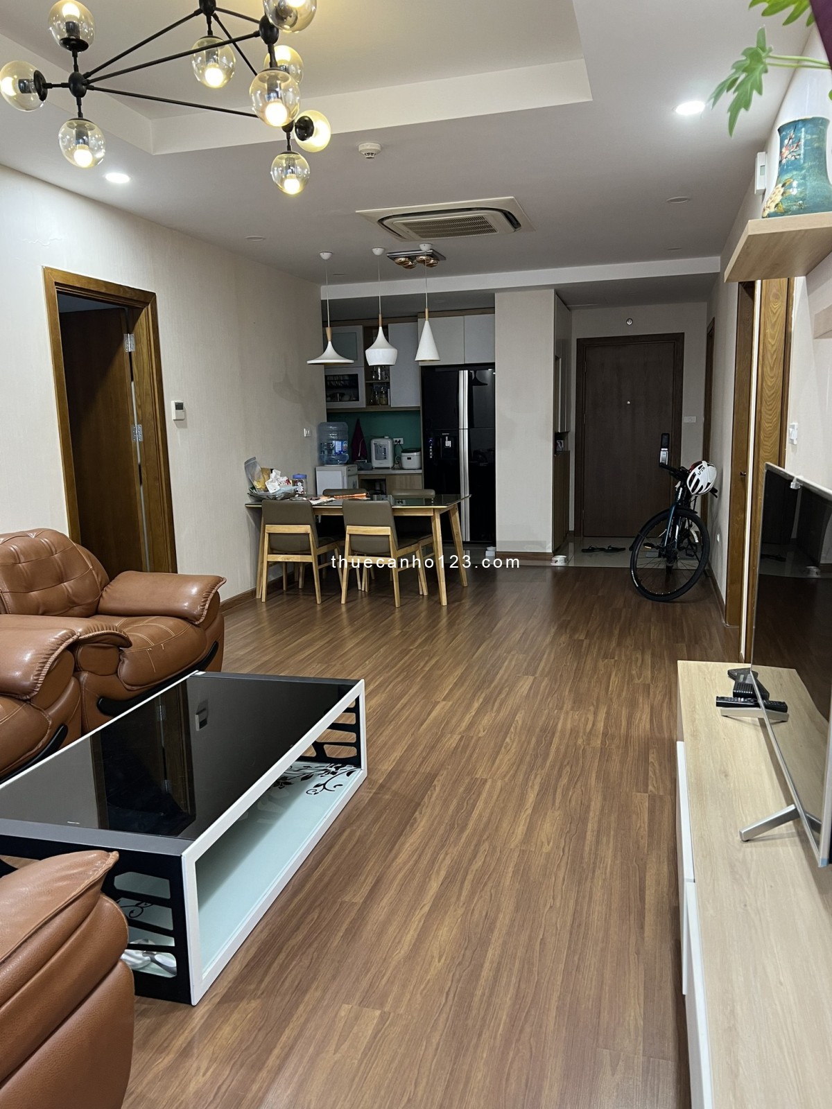 Cho thuê căn hộ chung cư ecohome 3. 2pn - 3pn. Full Nội Thất