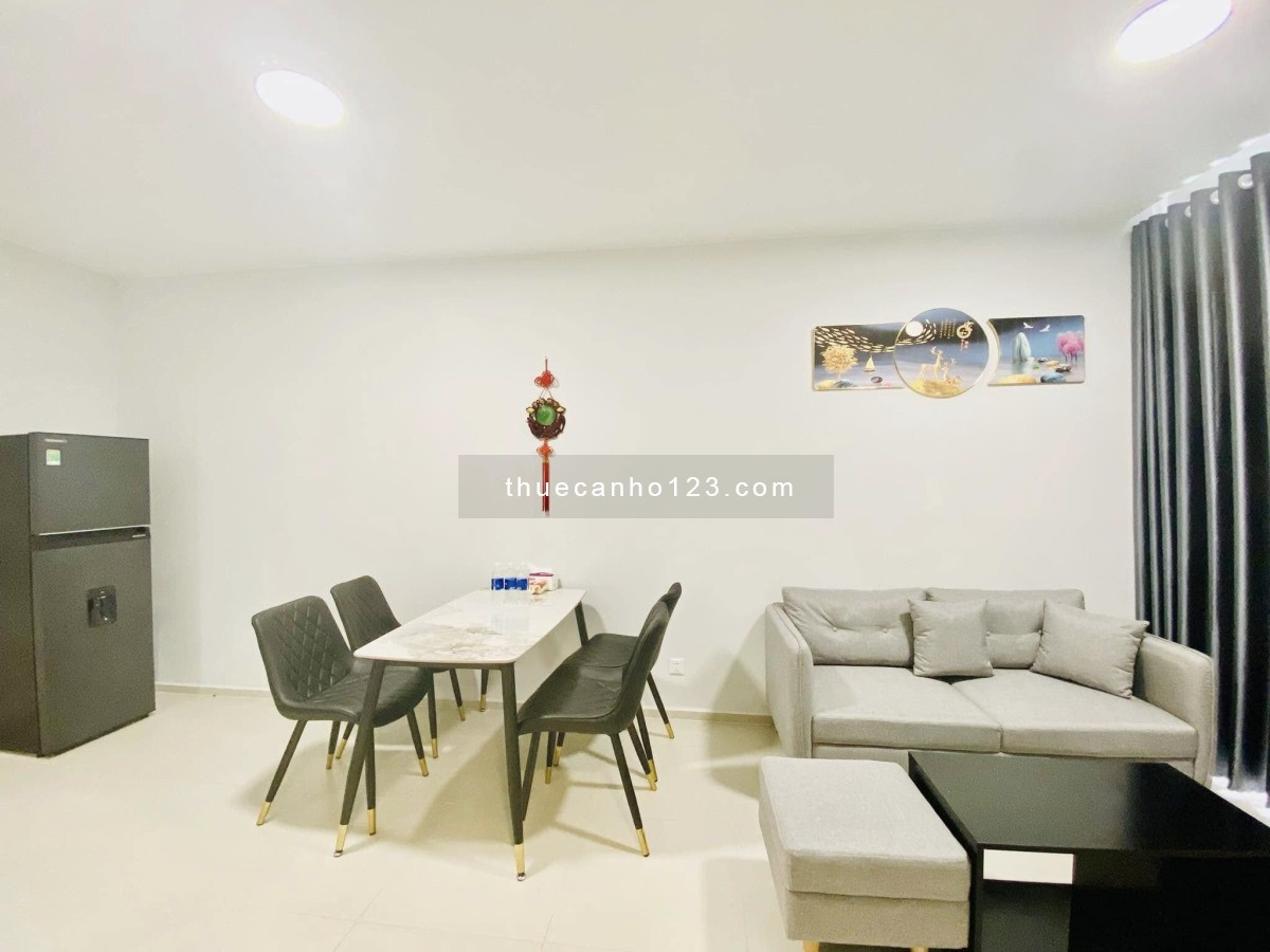 Giỏ hàng cho thuê tại West Gate - Từ 6tr đến 8,5tr - Anh chị quan tâm diện tích nào inbox Phương nhé