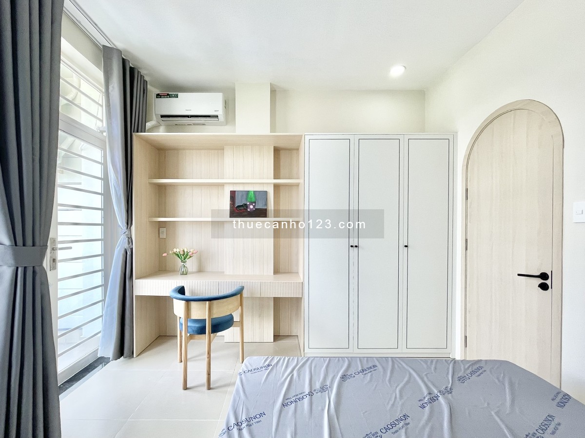 Cho Thuê Căn Hộ Mới 100% - 1 Phòng Ngủ - 1 phòng Khách - Tách Bếp - Ban Công - Toà Nhà Mới Nhất