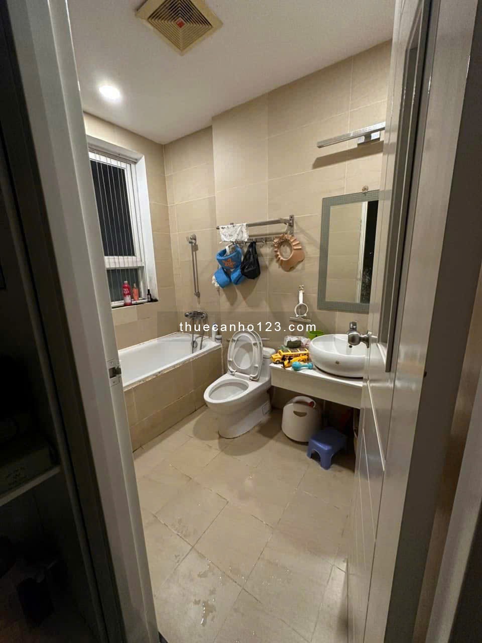 Chung cư Carillon 2, Trịnh ĐÌnh Thảo, TP: 3p ngủ, có NT, 93m2 12tr