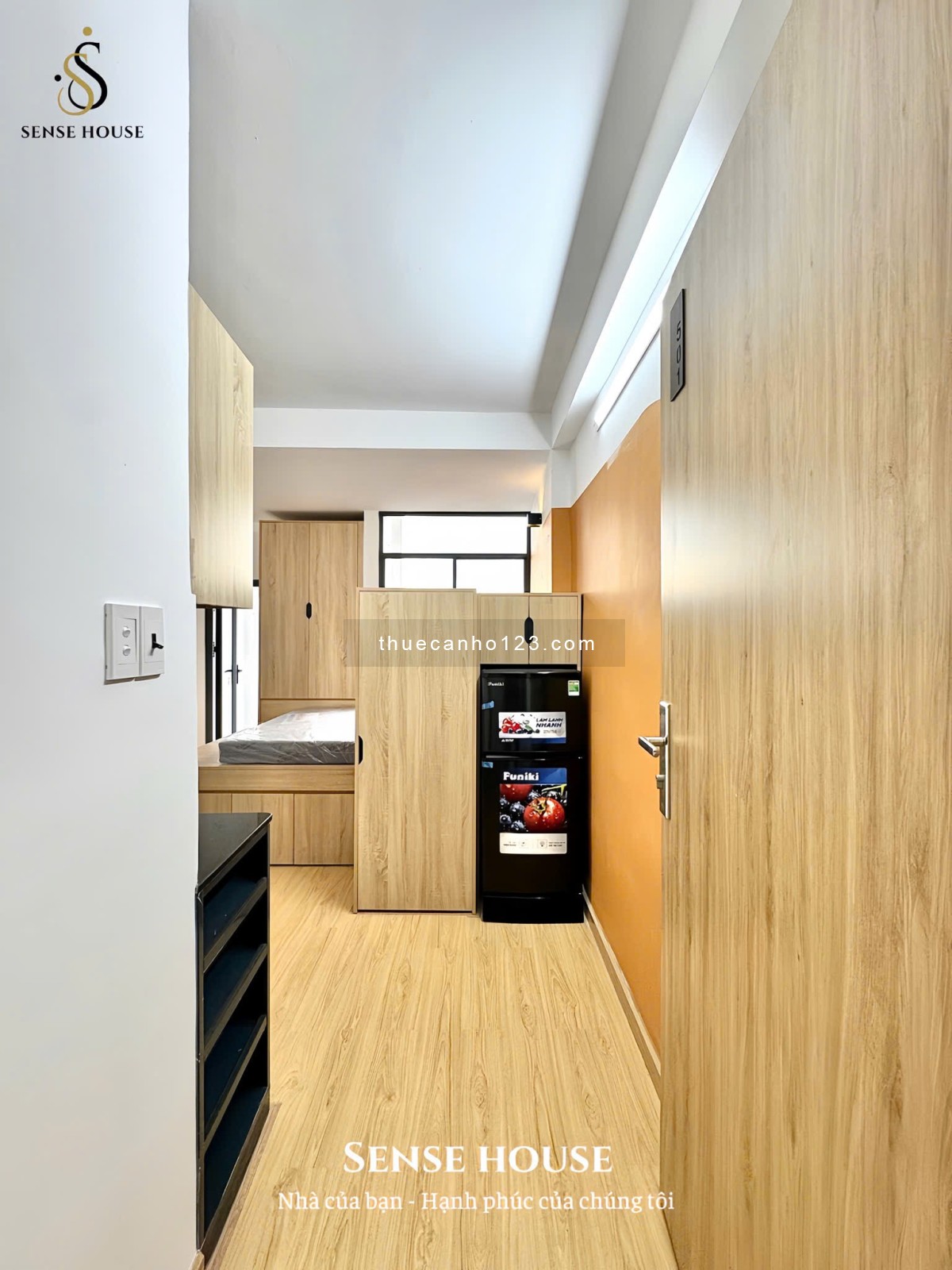 Căn hộ có ban công full nội thất – Mới tinh – Gần khu sân bay và khu công nghiệp Tân Bình