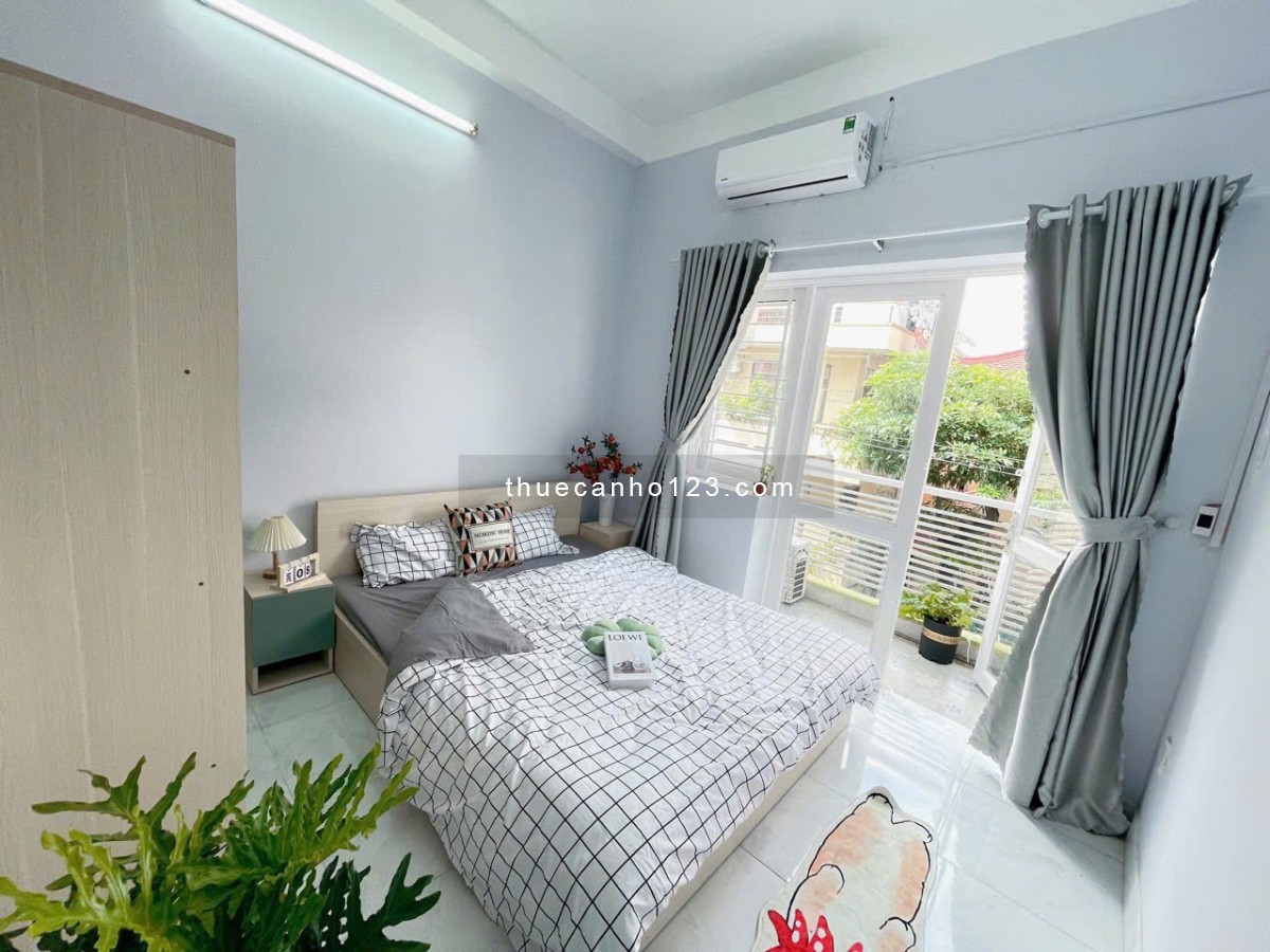 Cho thuê căn hộ Studio 35m2, Cửa sổ lớn, Giặt riêng, Gần Ngã tư Hàng Xanh