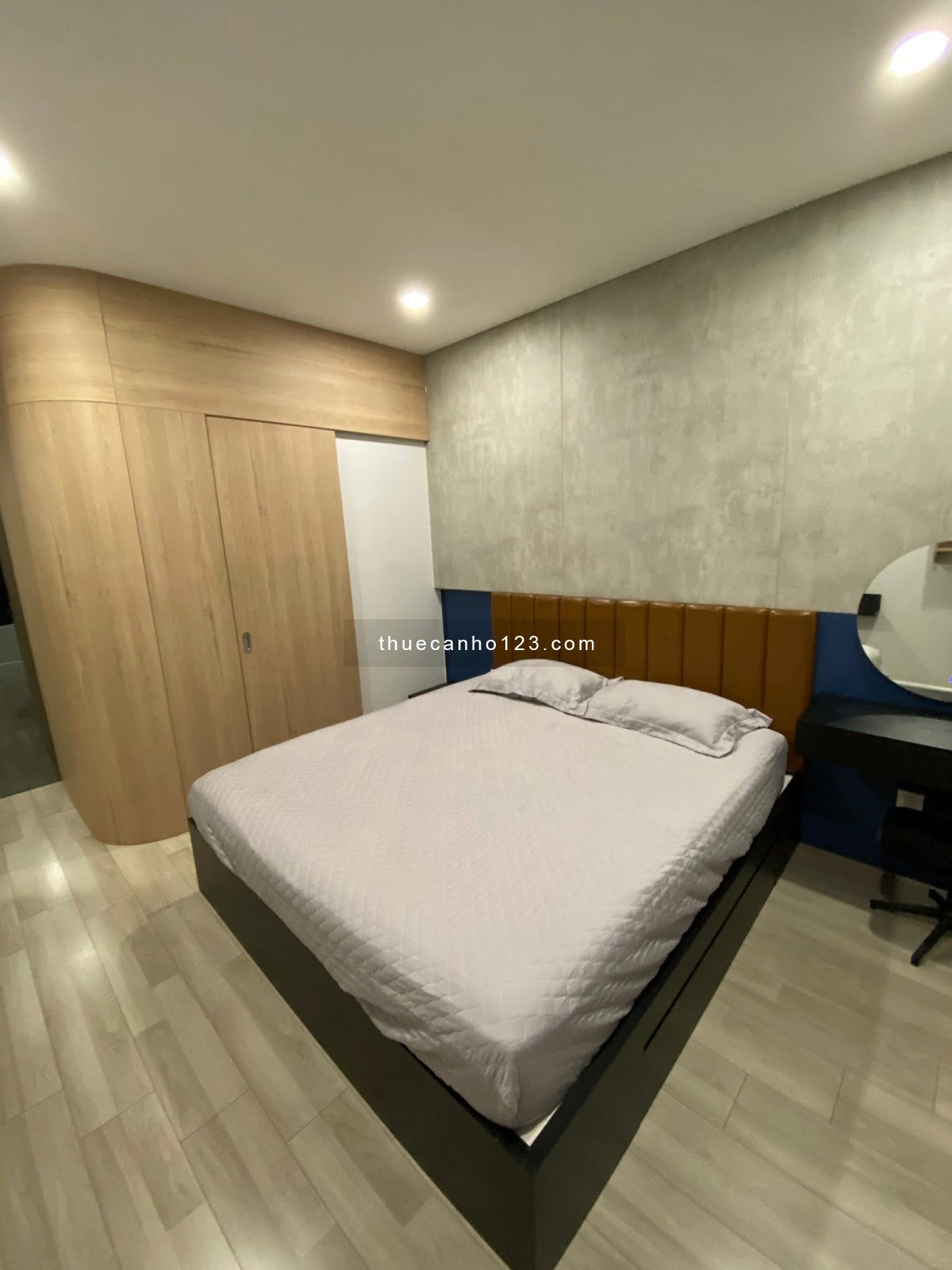 Cho thuê Riviera Point 91m2 2pn 2wc full nội thất đẹp giá 23triệu/ tháng