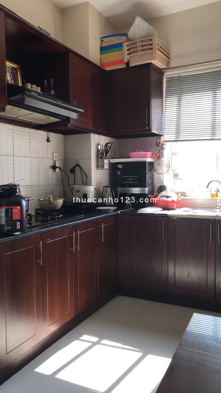 Cho thuê căn hộ Phú Thạnh, 82m2, 2 phòng ngủ, giá thuê 8tr5/tháng