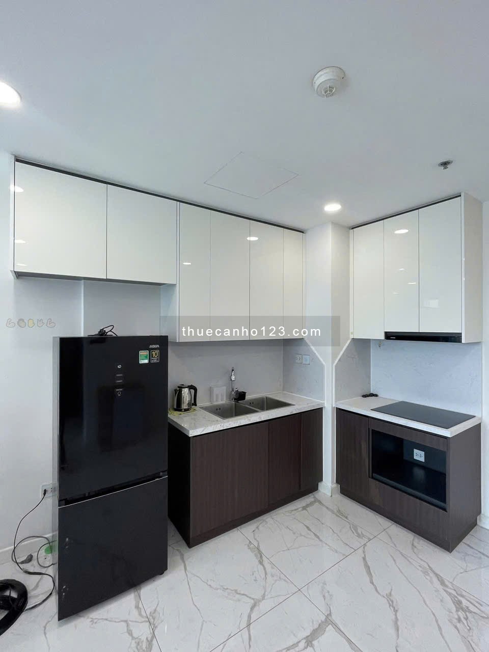 Chung cư cao cấp Maison, Phổ Quang, PN: 3p ngủ, 90m2, nội thất CC, 20tr