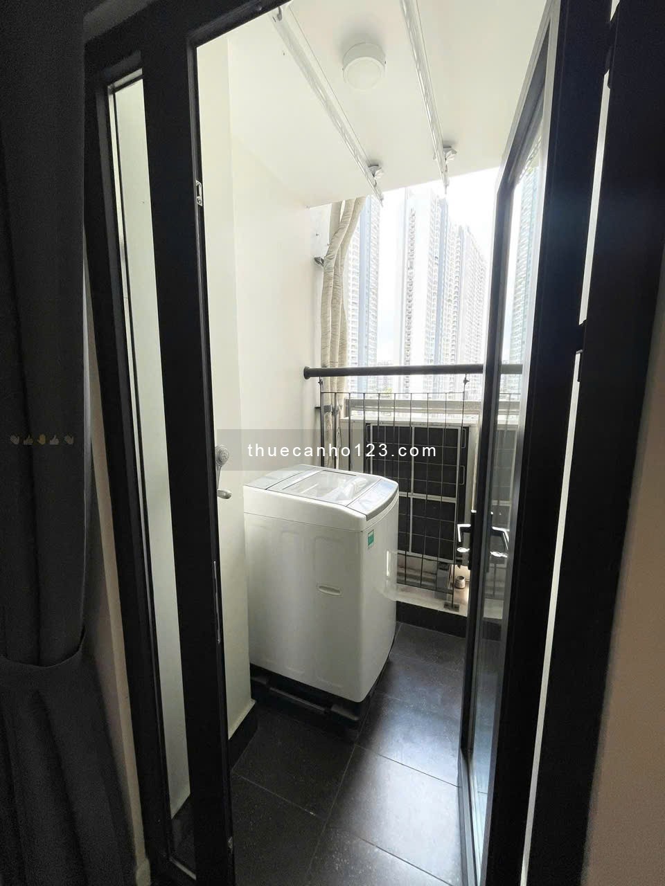 Chung cư cao cấp Maison, Phổ Quang, PN: 3p ngủ, 90m2, nội thất CC, 20tr