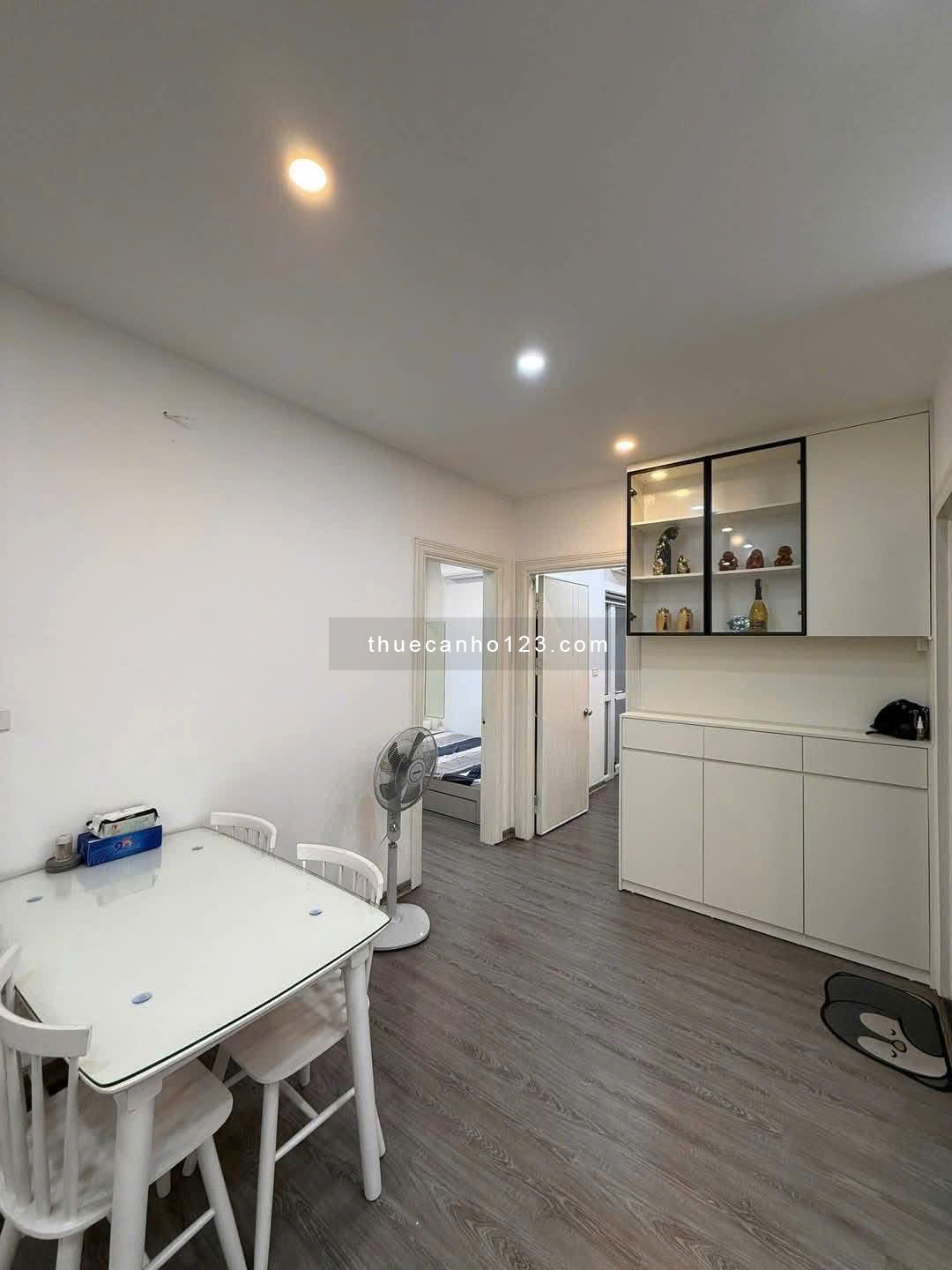 Chung cư Satra Eximland, Phan Đăng Lưu, Phú Nhuận: 130m2, 3p ngủ, 2wc, NT, 23tr/th