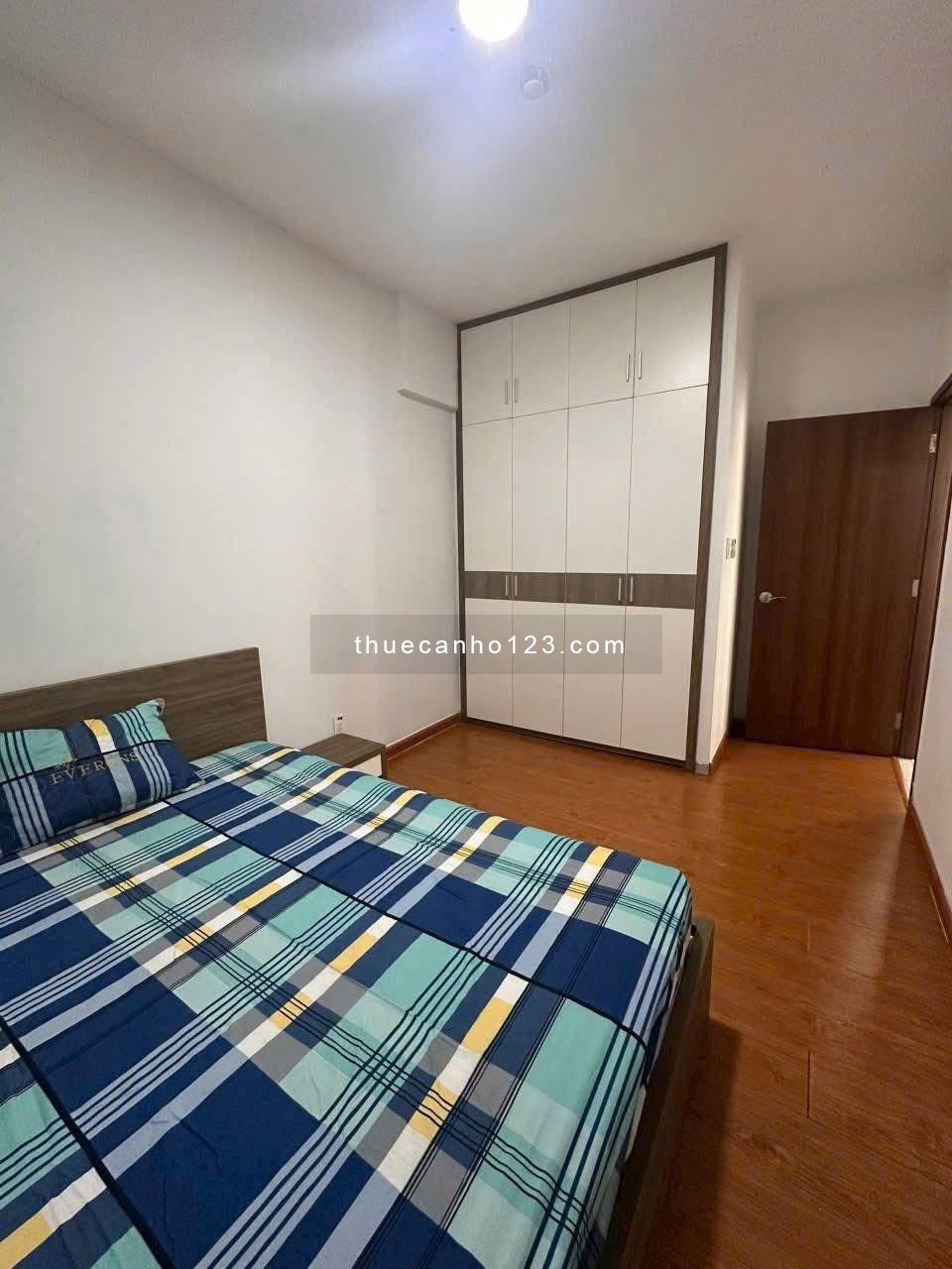 Chung cư Lotus, 31 Trịnh Đình Thảo, TP: 3p ngủ, 2wc 93m2, giá 11tr5