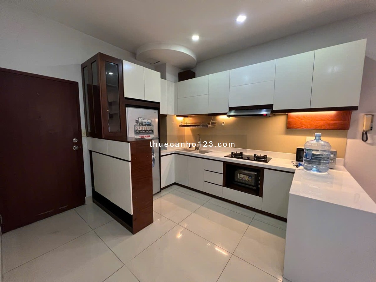 Cần cho thuê căn hộ Sky Garden 1 Q7 PMH. 2PN 71m1 11tr/th. LH: 0919054528