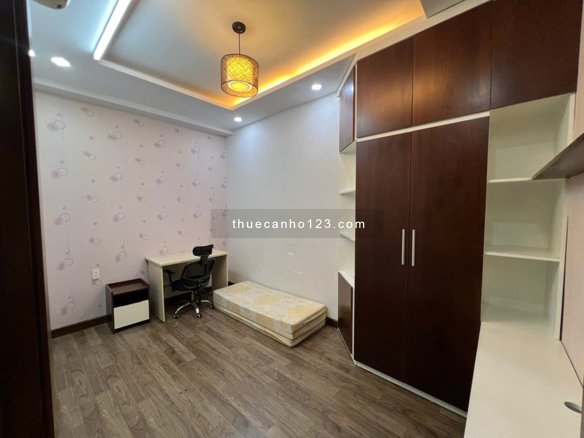 Cần cho thuê căn hộ Sky Garden 1 Q7 PMH. 2PN 71m1 11tr/th. LH: 0919054528