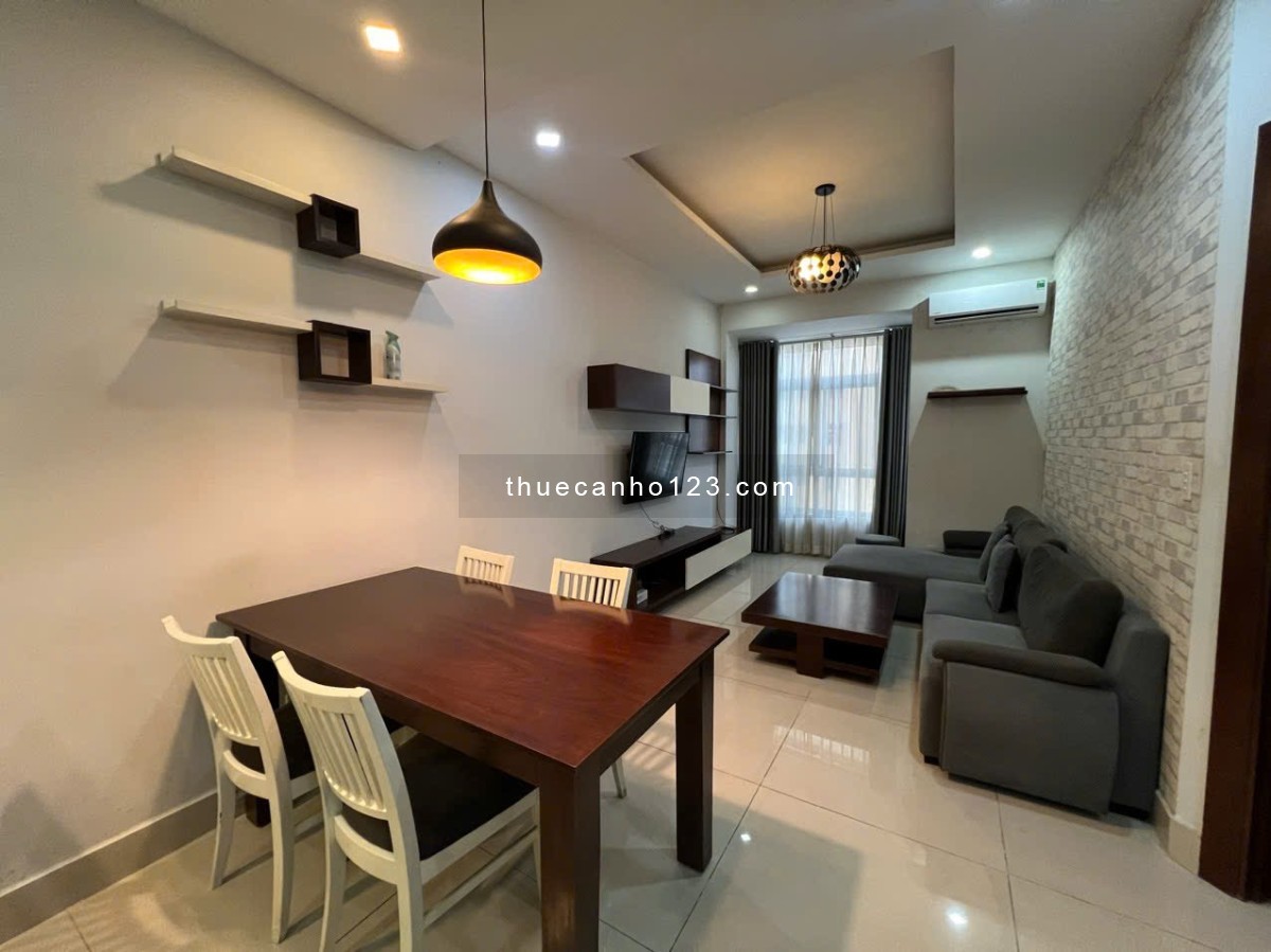 Cần cho thuê căn hộ Sky Garden 1 Q7 PMH. 2PN 71m1 11tr/th. LH: 0919054528