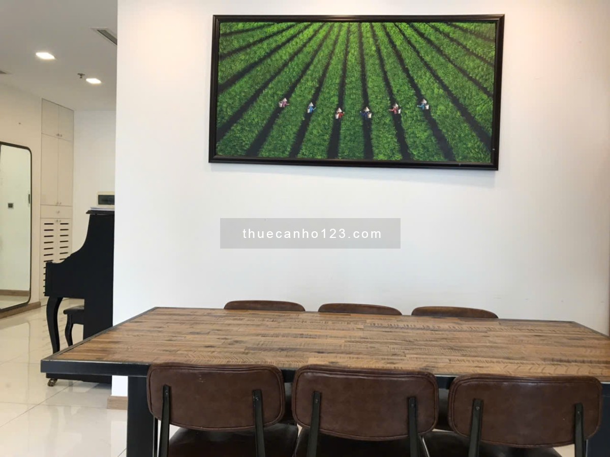 English Below - Cho thuê Căn hộ Vinhomes Central Park 3PN có 2 ban công rộng Full nội thất