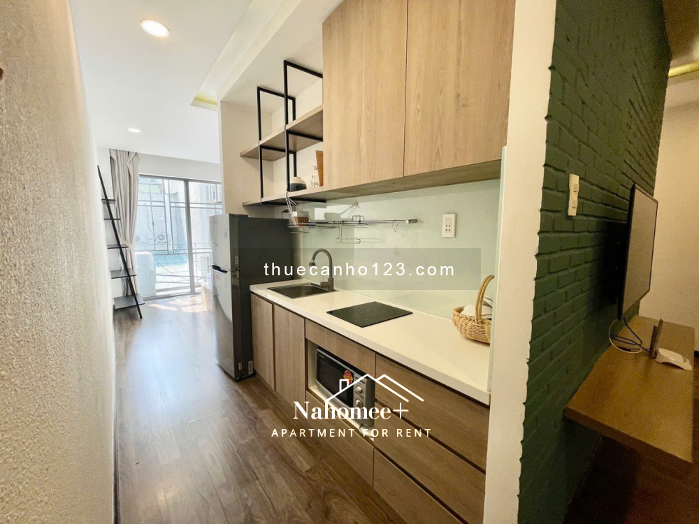 Căn hộ Balcon View cực chill, Ngã tư Hàng Xanh, Nguyễn Gia Trí - Bình Thạnh