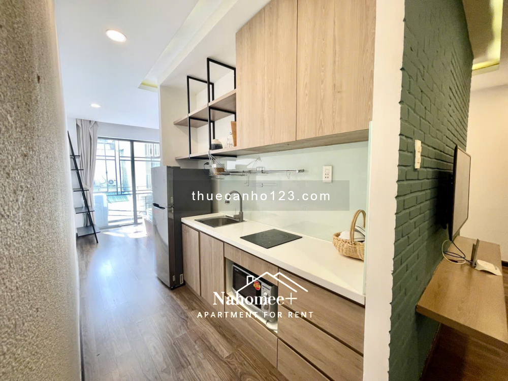 Căn hộ Balcon View cực chill, Ngã tư Hàng Xanh, Nguyễn Gia Trí - Bình Thạnh