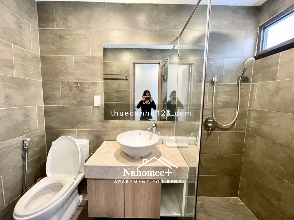 Căn hộ Balcon View cực chill, Ngã tư Hàng Xanh, Nguyễn Gia Trí - Bình Thạnh