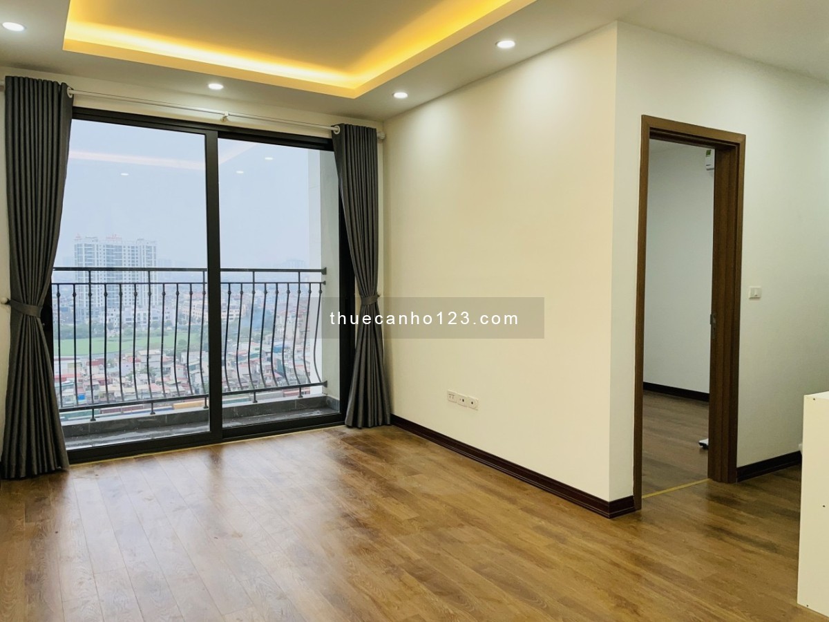 Cho thuê căn hộ chung cư Sky Central 176 Định Công, Hoàng Mai 70m2 2PN có bàn bếp, nóng lạnh 10,5tr