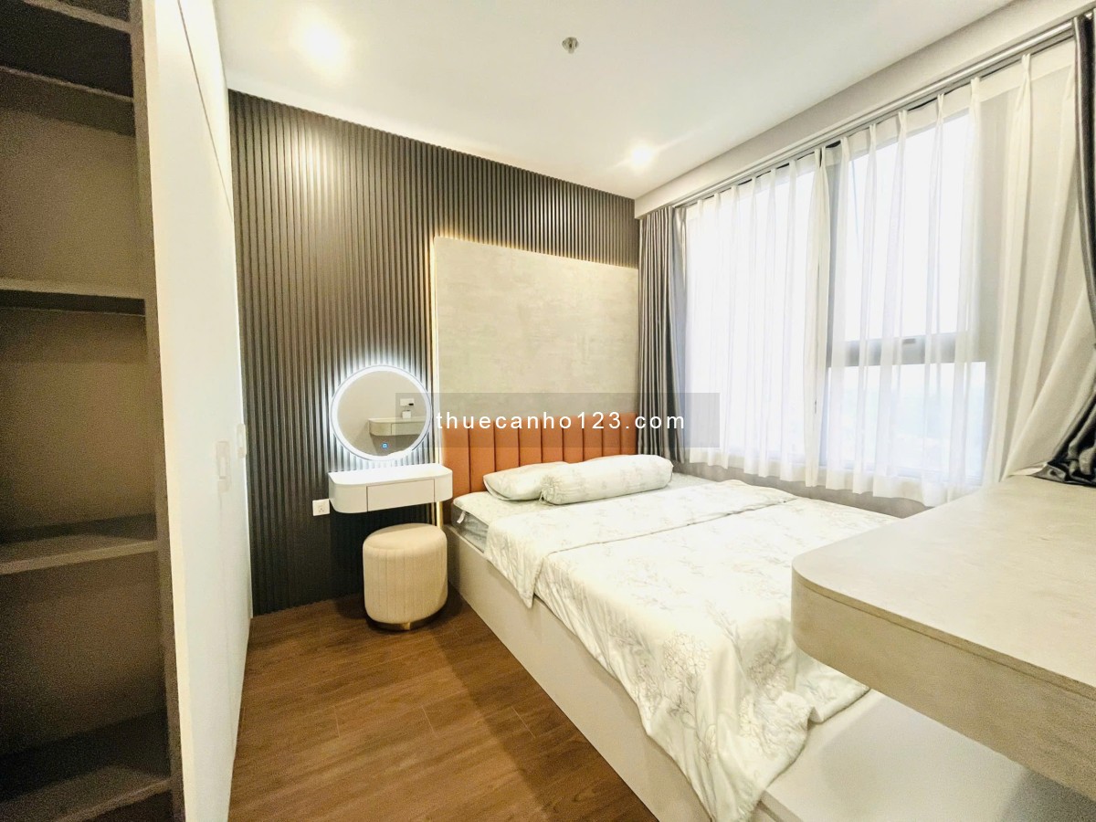 Cho thuê căn hộ 1 phòng ngủ Emerald Golf View, đối diện Aeon, VSIP, chỉ từ 5 triệu