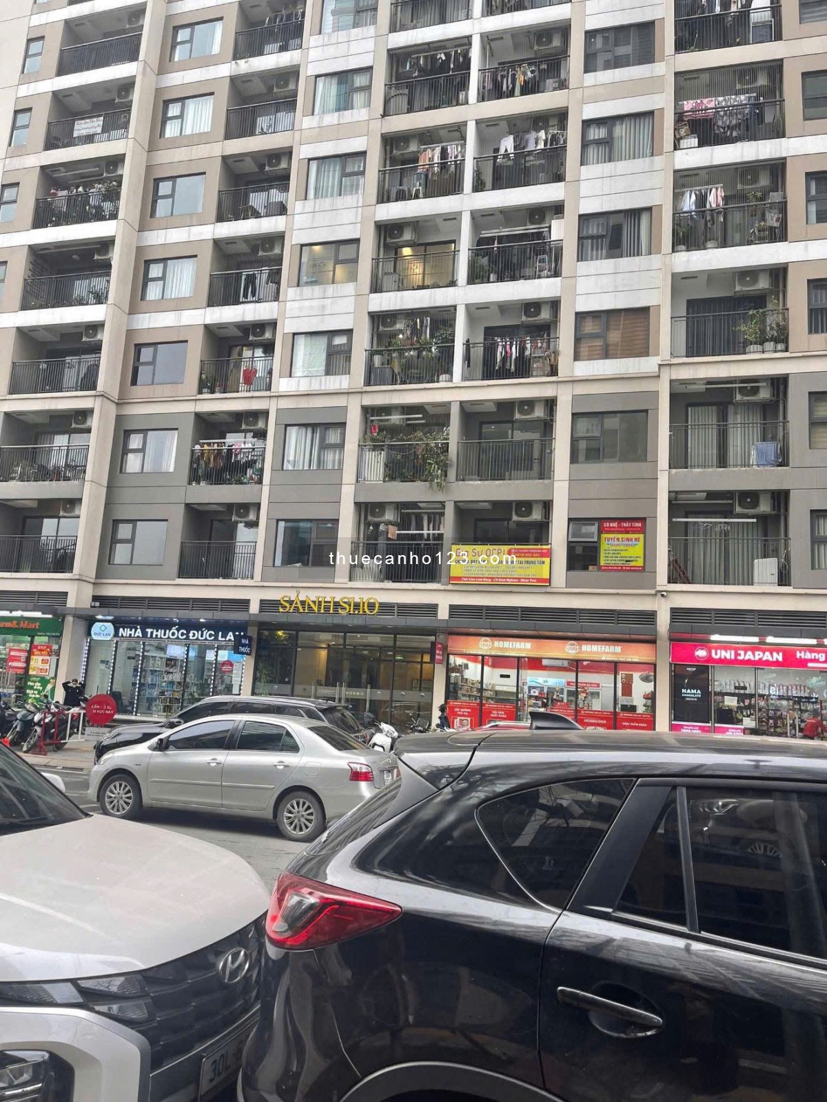 Cho thuê shop chân để mặt sảnh rộng 106m2 Vinhomes Ocean Park