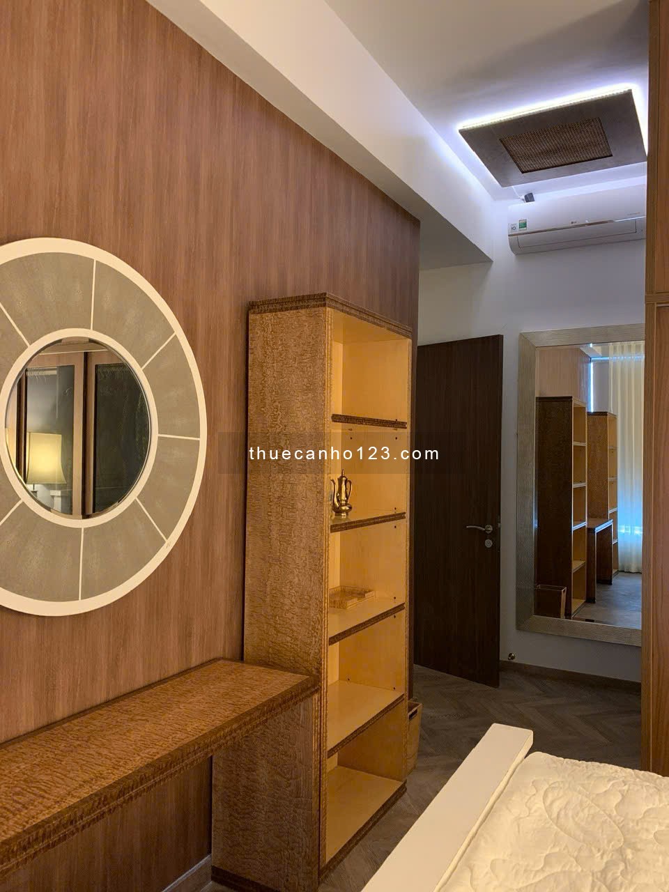 Cho thuê gấp căn hộ Midtown M8 PMH, Q7, 80m2 2PN, 2 WC full NT mới