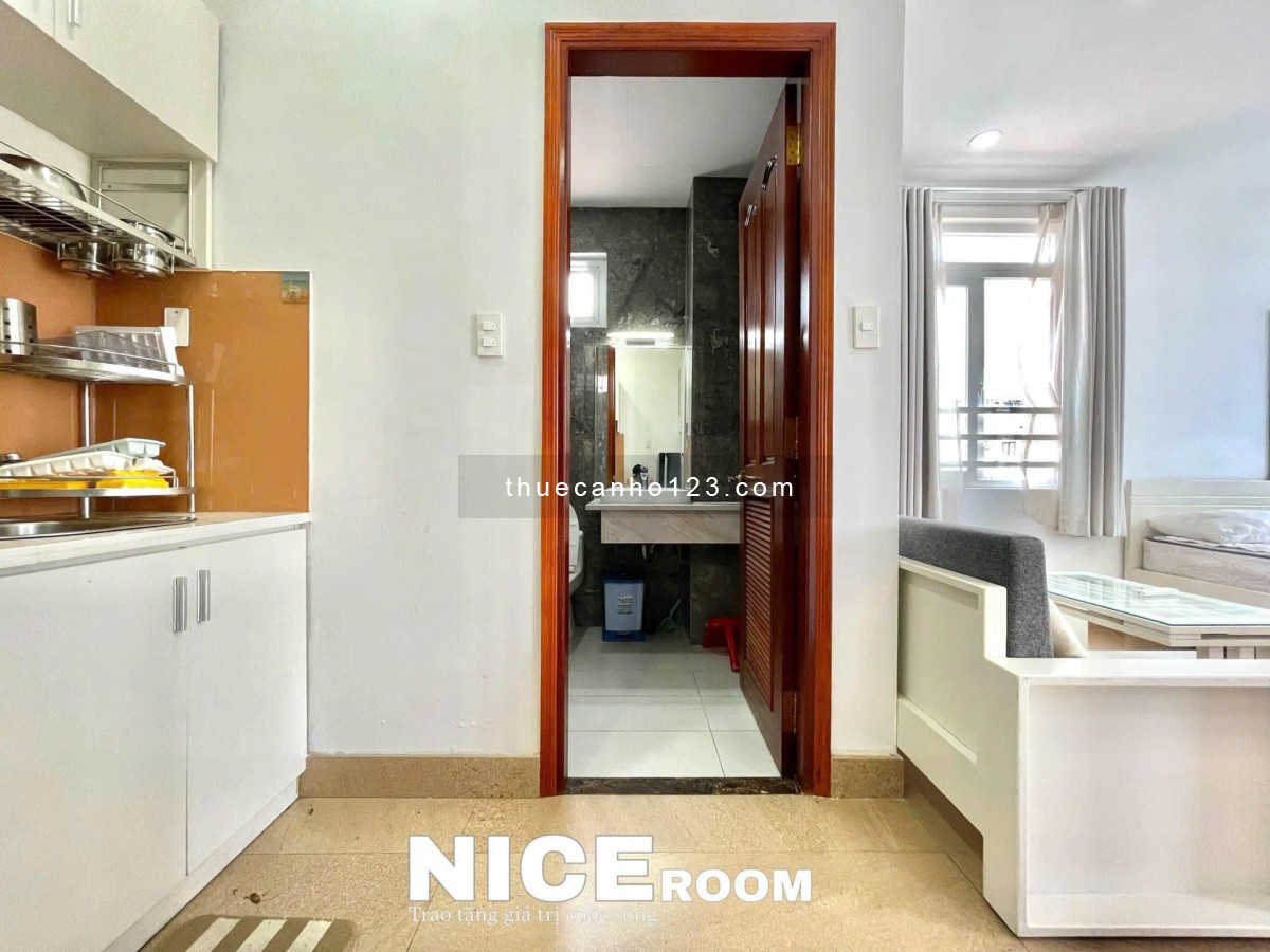 Cho thuê căn hộ 40M2 ngay cầu Thị Nghè - Phạm Viết Chánh, Bình Thạnh - Có cửa sổ, ban công